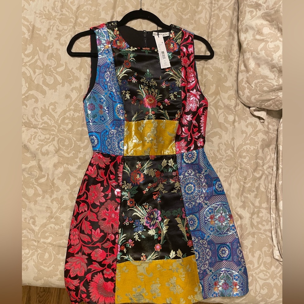 Alice and Olivia NWT shift dress, size 2